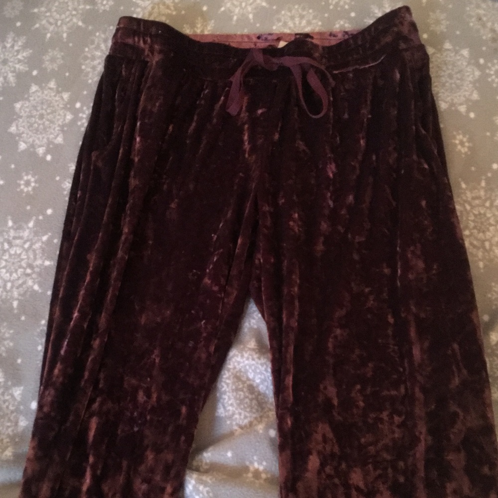 MAROON VELVET JOGGERS